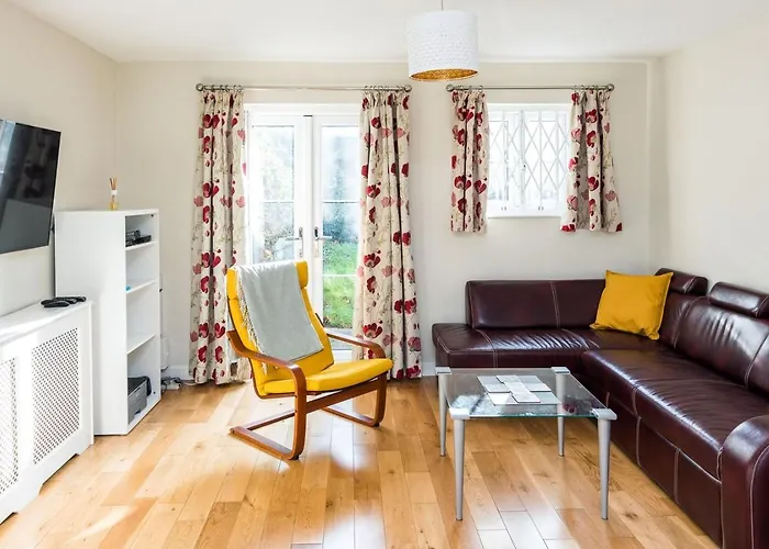 Fantastic Stay In Canary Wharf - 2 Bedrooms