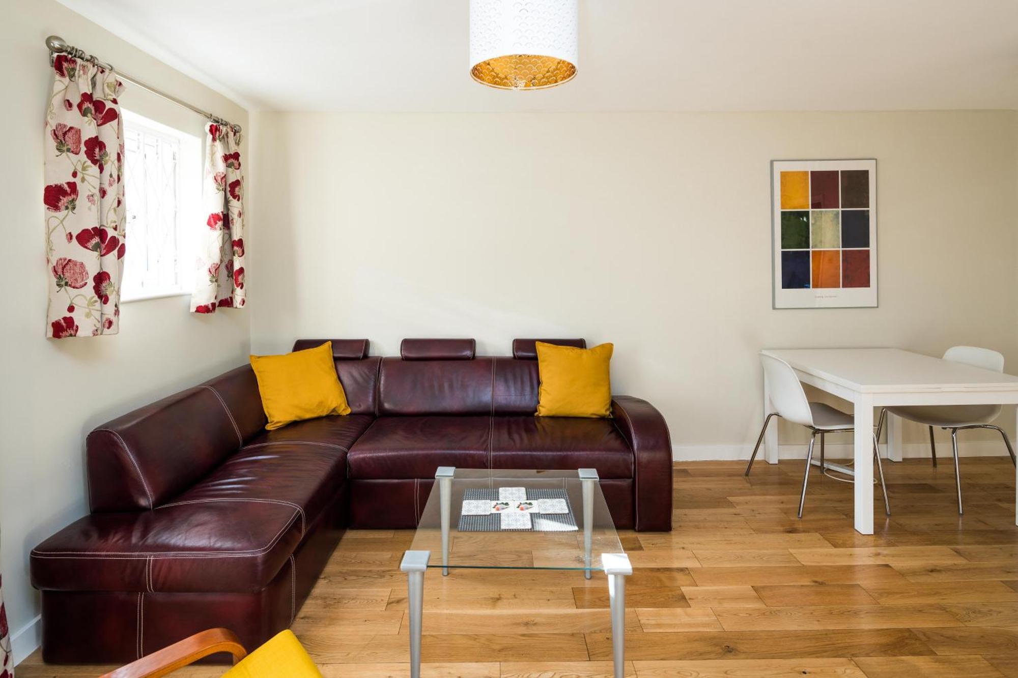 Fantastic In Canary Wharf - 2 Bedrooms Vakantiehuis *