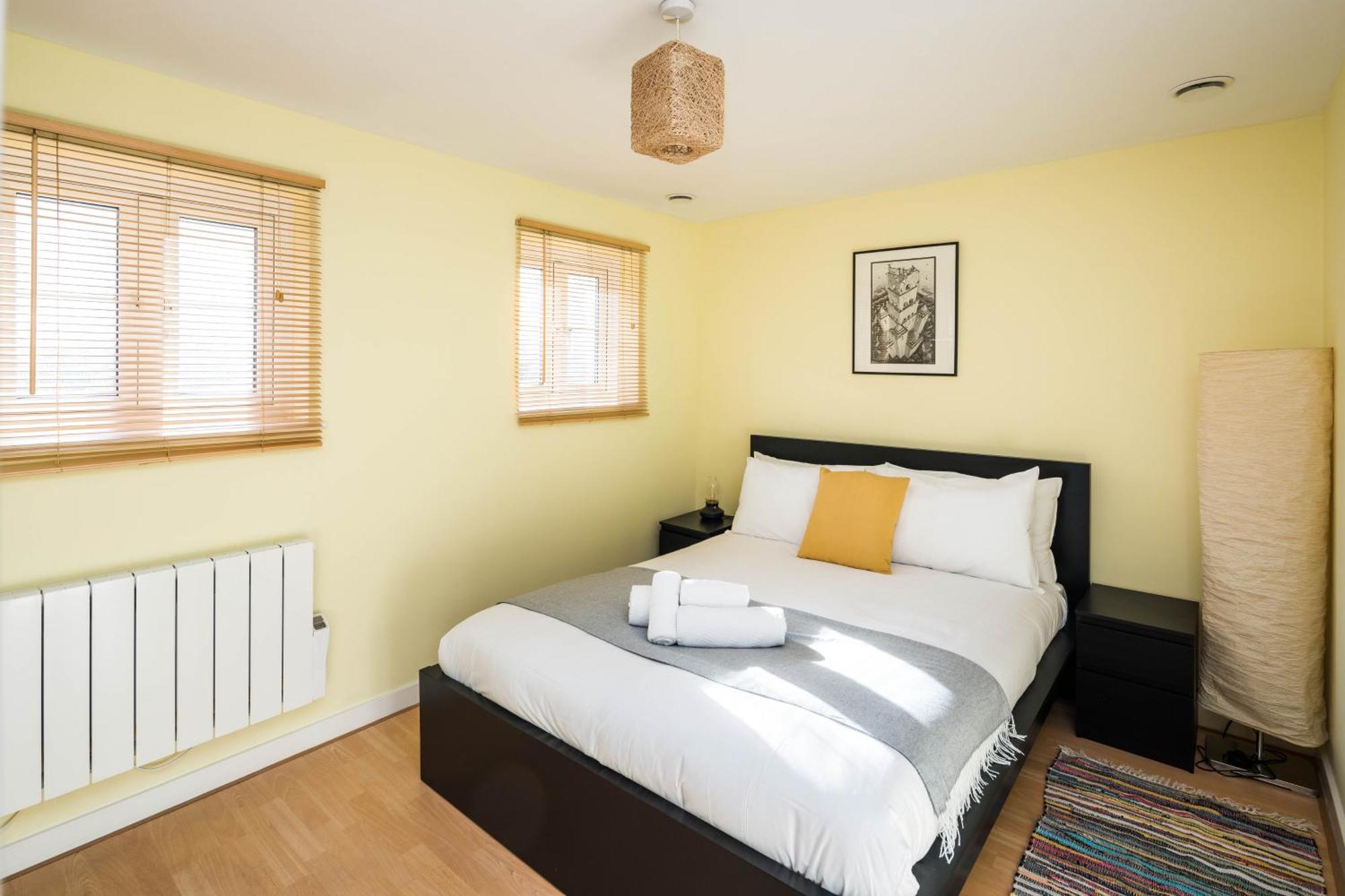Fantastic In Canary Wharf - 2 Bedrooms Vakantiehuis